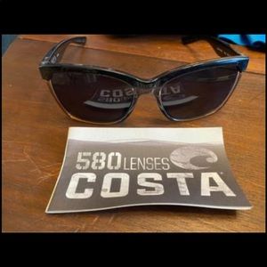 Women’s Costa 580P sunglasses